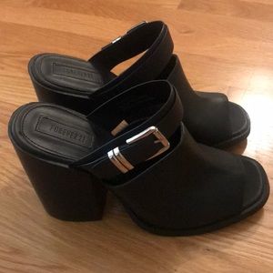 Forever 21 Chunky Block Heel Mules